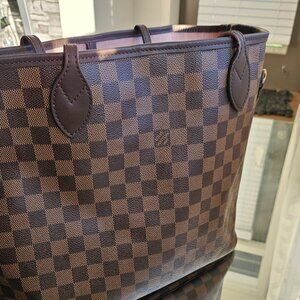 Louis Vuitton Neverfull MM Damier